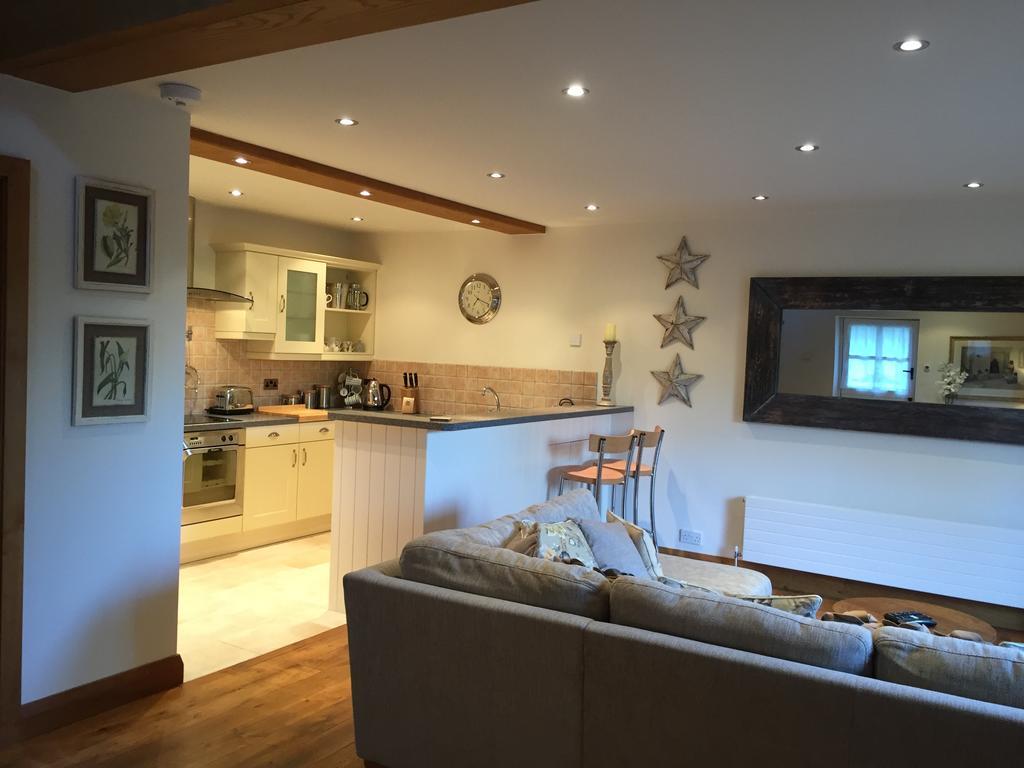 The Apple Shed Villa Farmborough Exterior photo